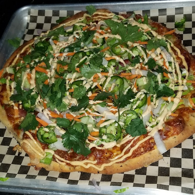 Banh MI Pizza