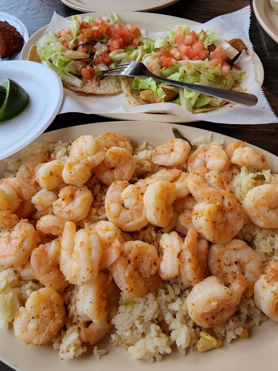 La Palapa - Chicago - Photo 8