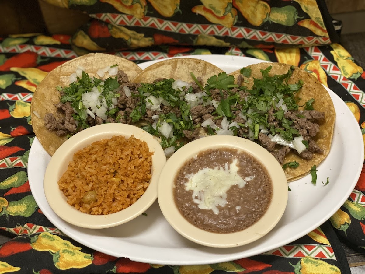 Cazadores Mexican Restaurant - Monticello - Photo 2
