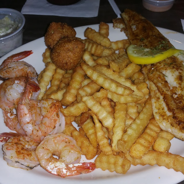 2 Pieces Fish and 6 Pieces Shrimp Platter