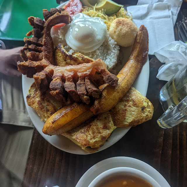 Bandeja Paisa