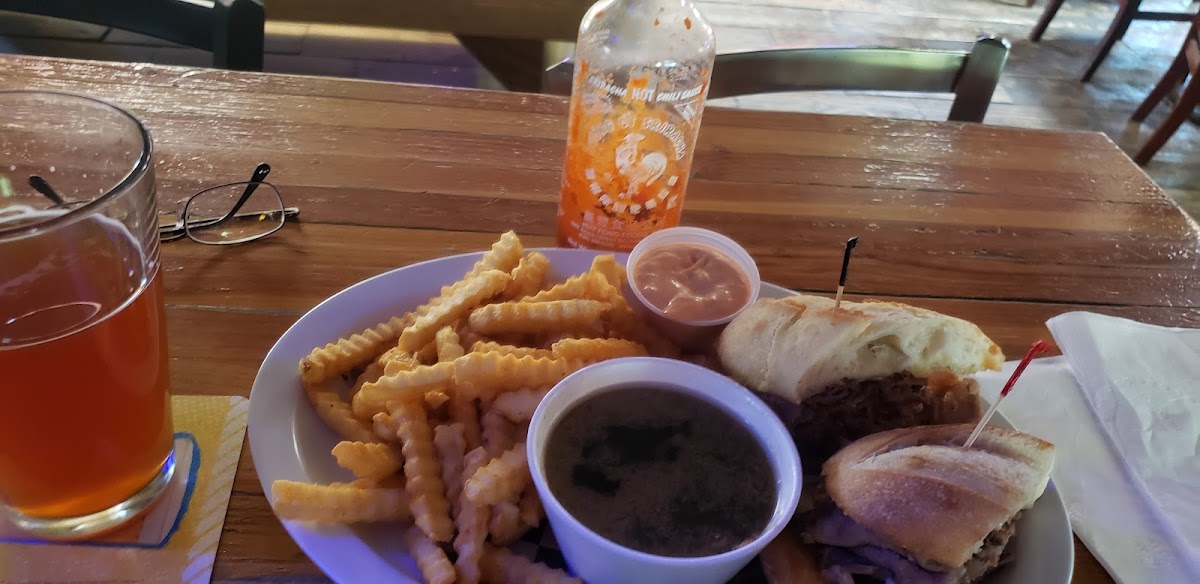 Captain Jack's Bar and Grill - Photo 7