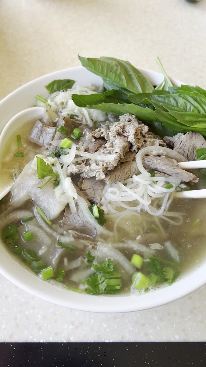 Phở Tái Bellevue Vietnamese Restaurant - Photo 1