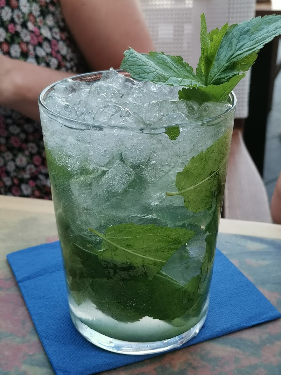 Café Van Gogh - Photo 5