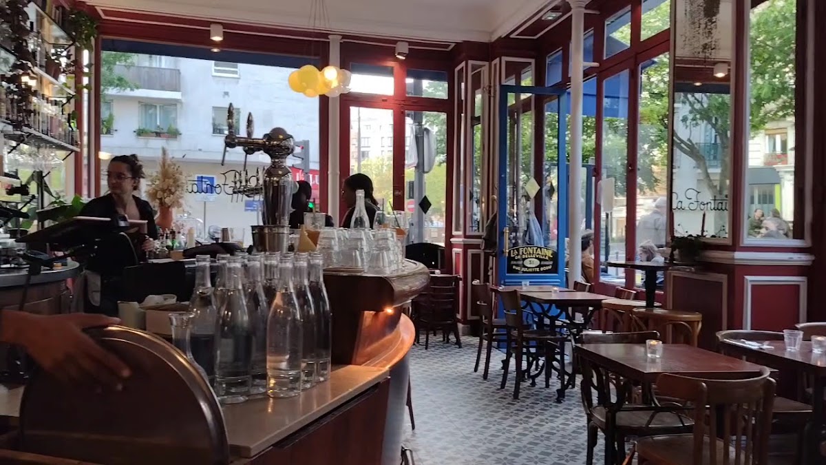 La Fontaine - Photo 1