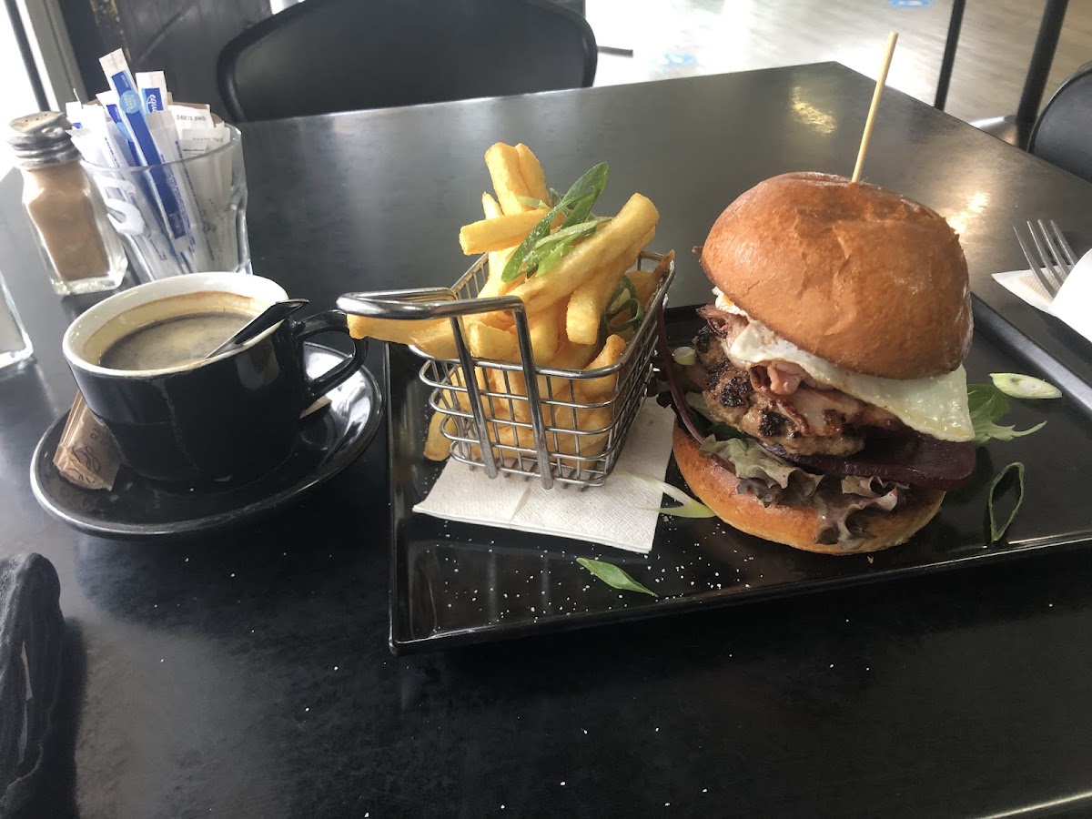 Narooma Ice Creamery Cafe - Photo 5