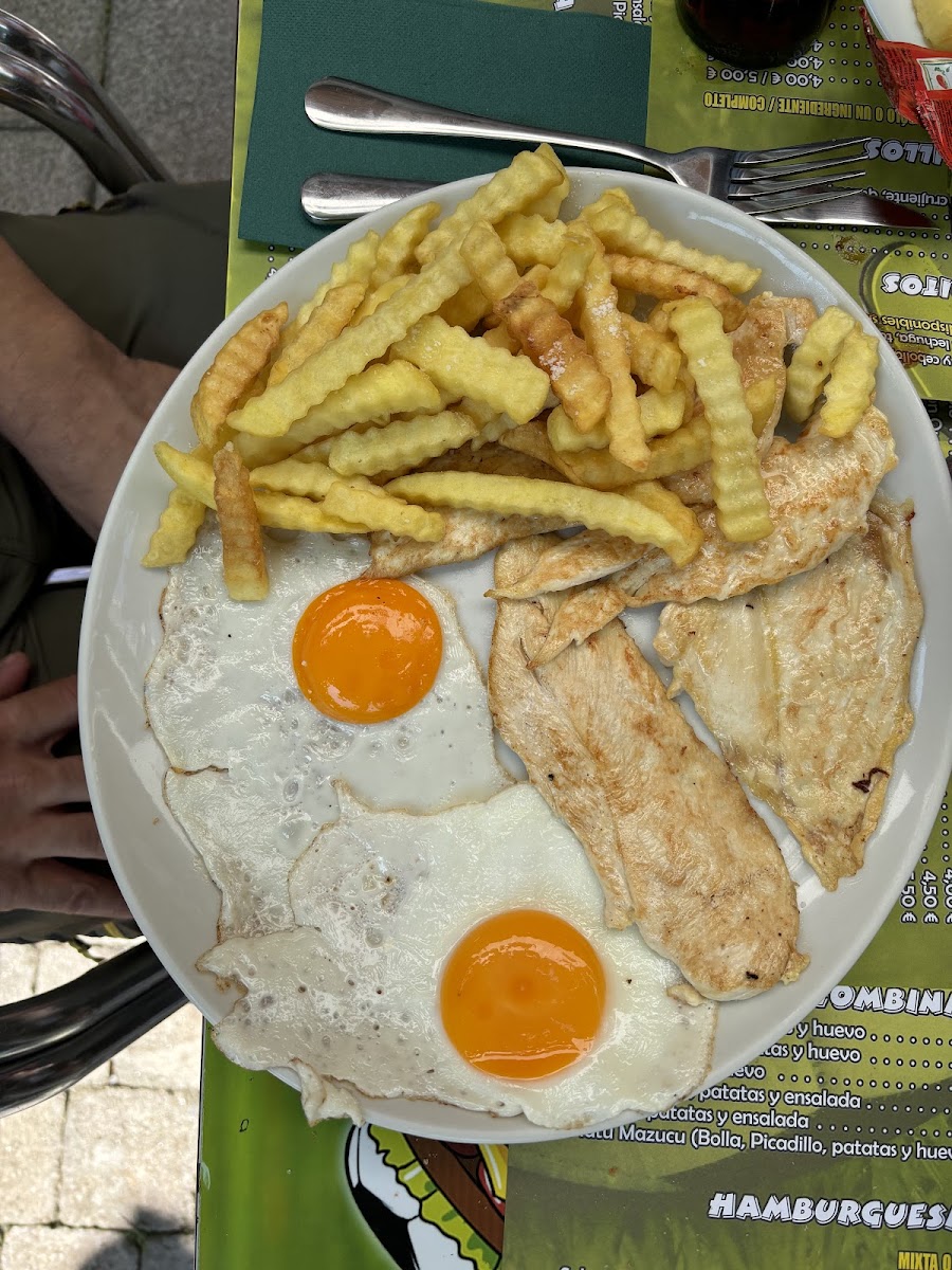 La Porteria Burger - Photo 4
