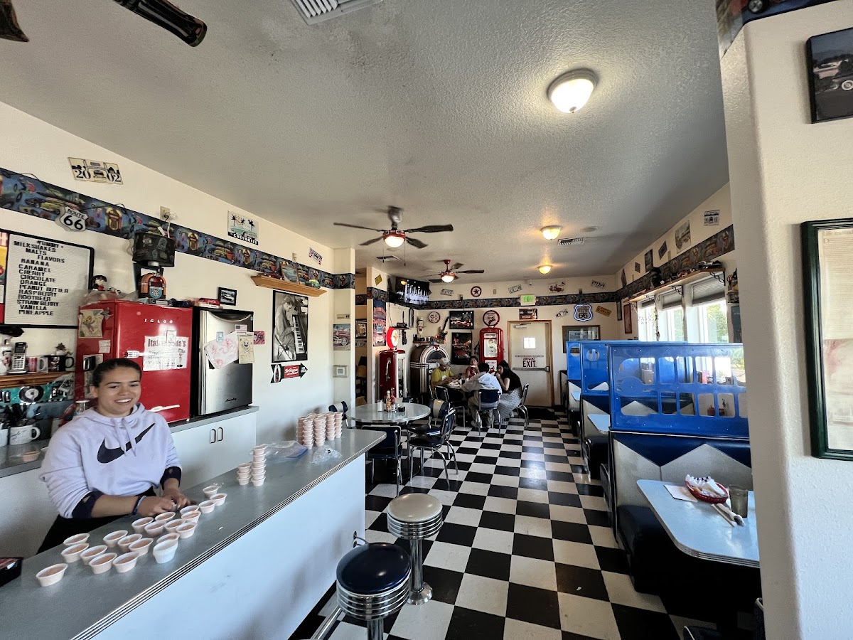 Burger Hut Hubbard