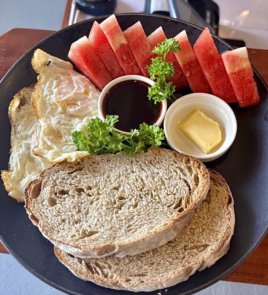 Crave Cafe Bohol - Photo 2