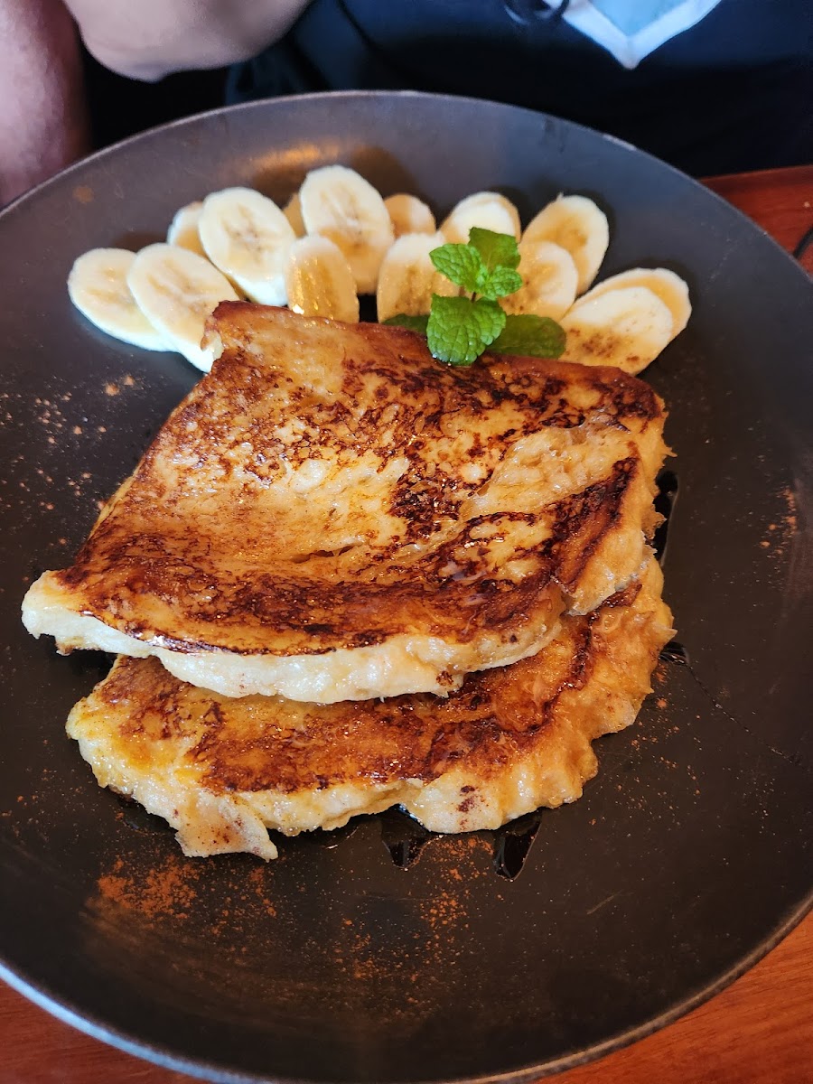 Crave Cafe Bohol - Photo 4