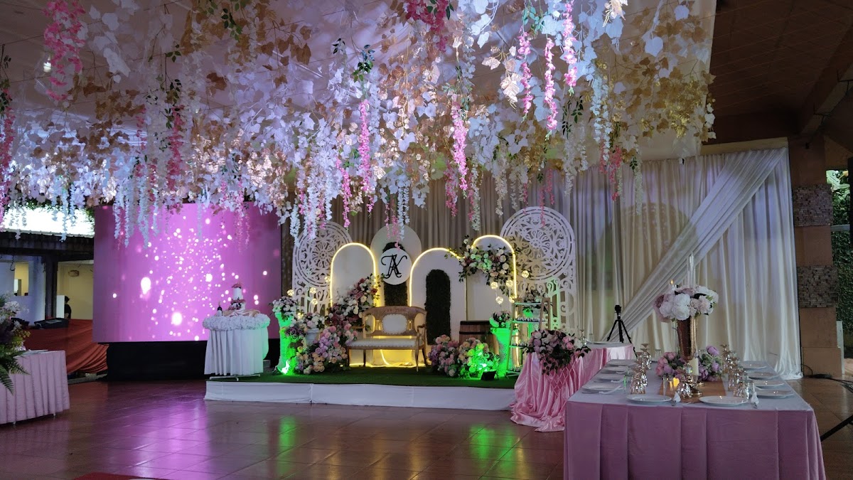 Cerca del Rio Pavilion and Restaurant