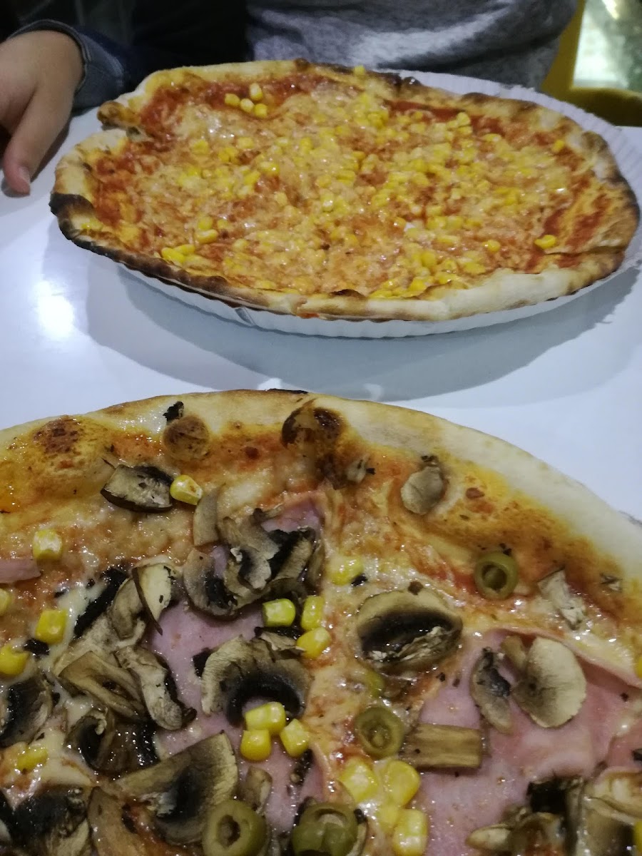 Pizza Sami - Photo 3