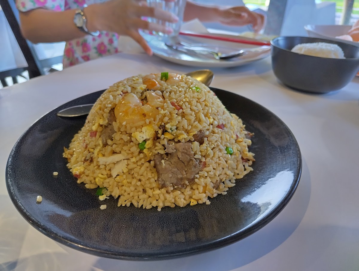 Formosa Asian Cuisine Restaurant - Photo 1