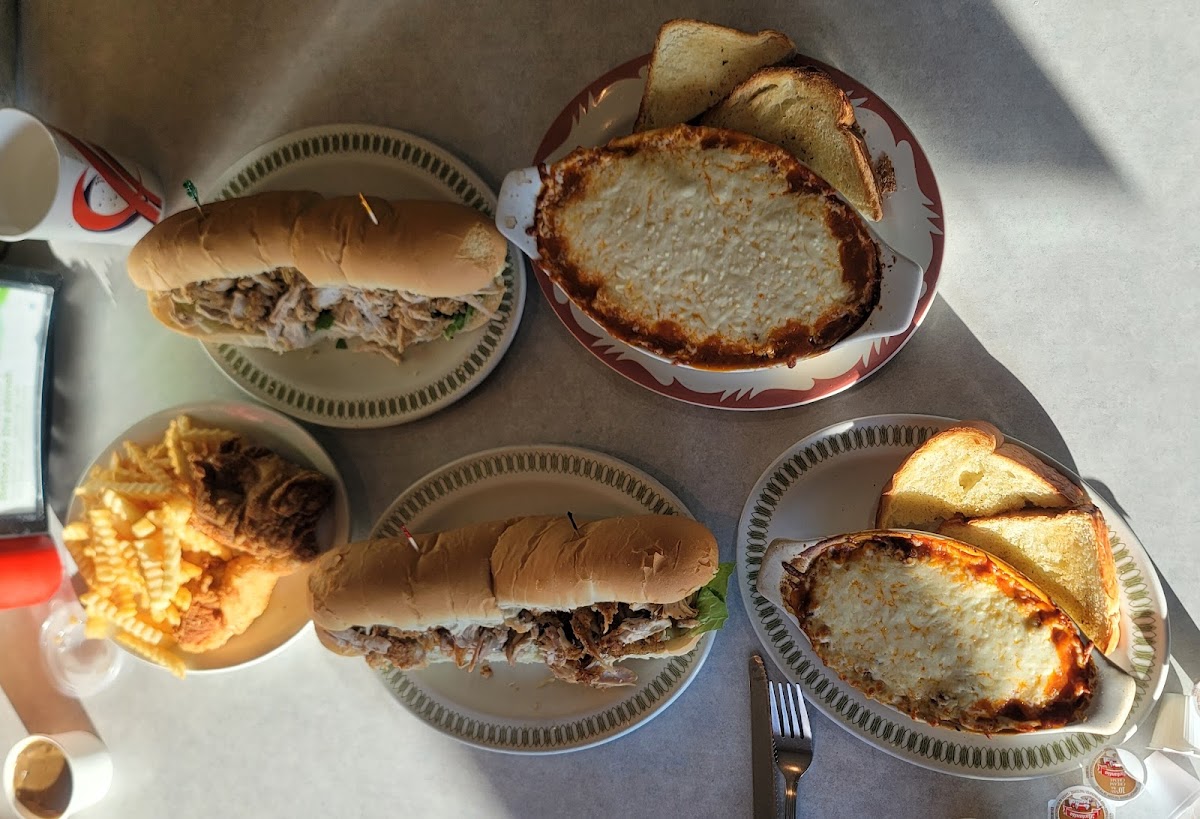 King's Chicken & Pizza - Photo 3