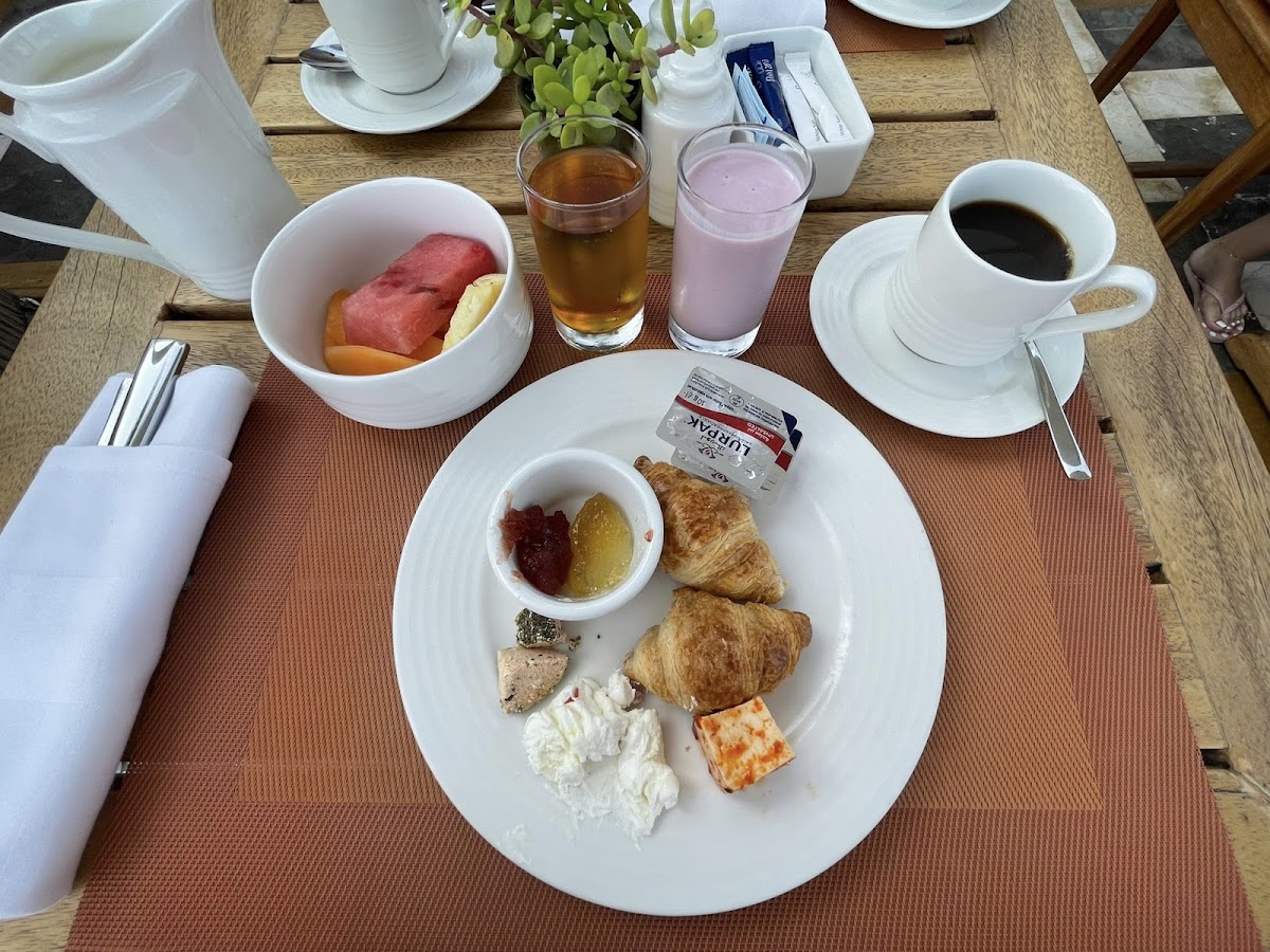 Cinnamon All Day Dining - Photo 8