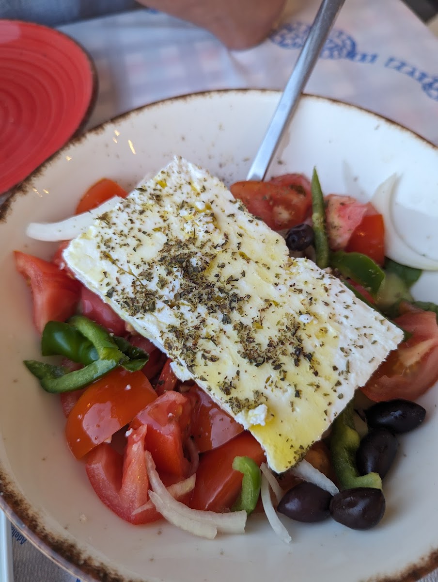 Caldera Seaside Restaurant - Photo 7