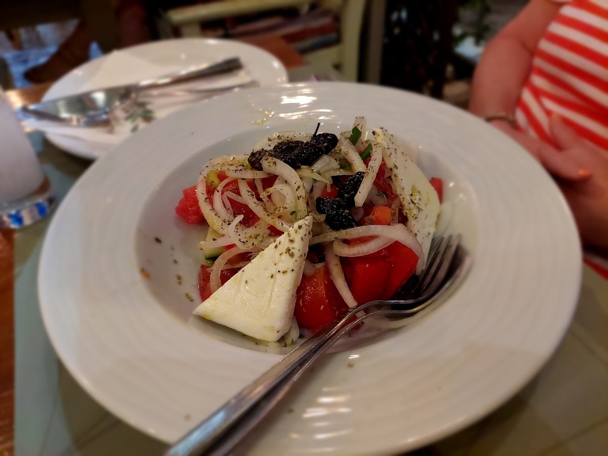 Mylos Restaurant - Photo 5