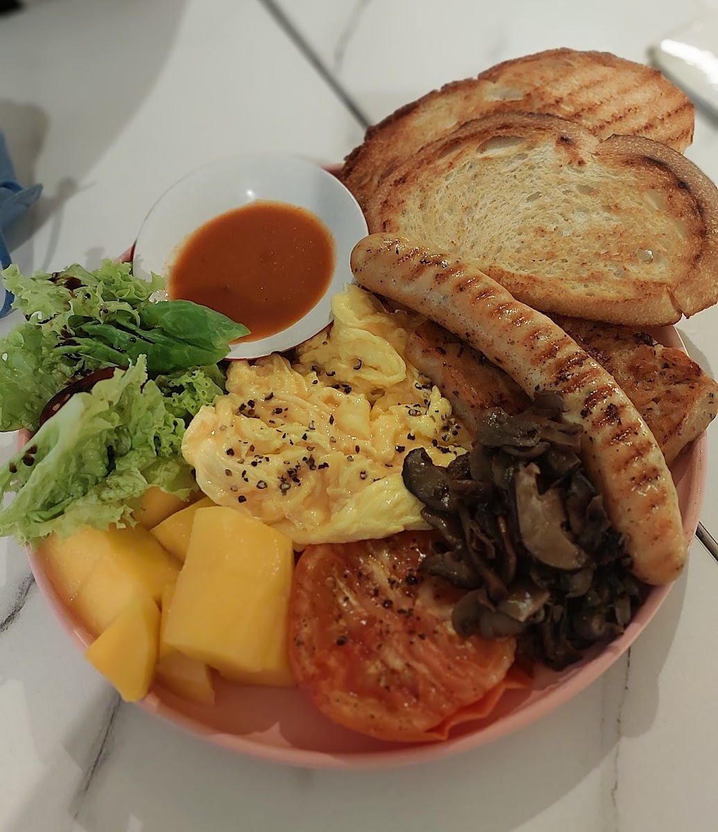 Yin’s Sourdough Bakery & Cafe (Mid Valley) - Photo 5