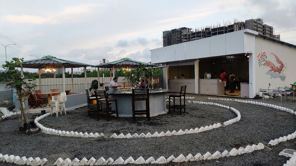 Urban Cafe & Cricket Box - Photo 3