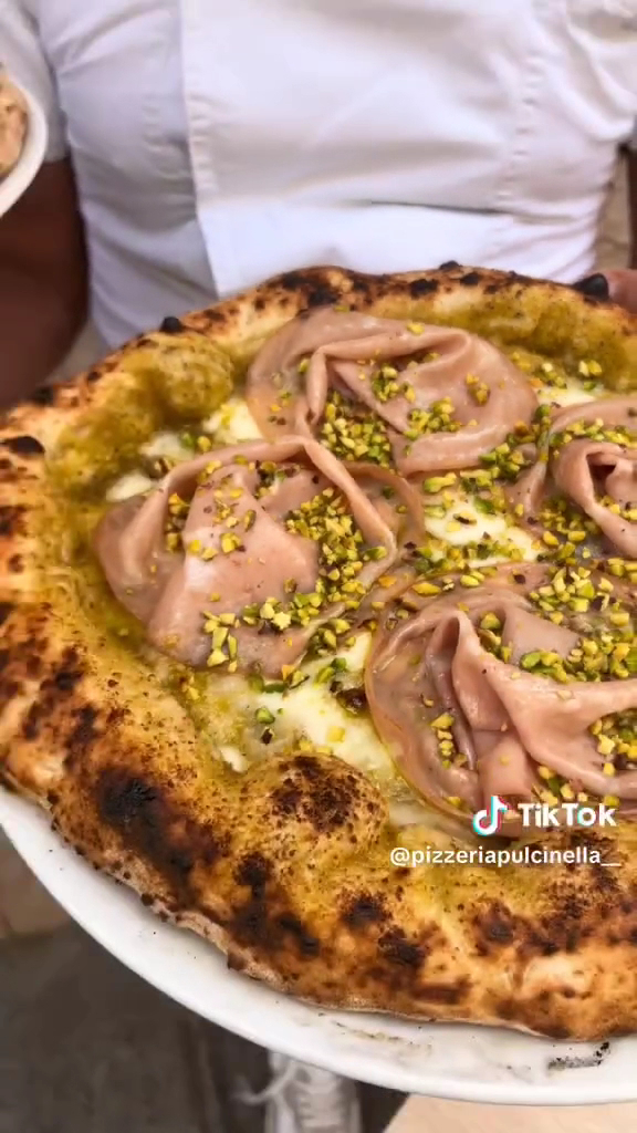 Pizzeria Pulcinella - Photo 1