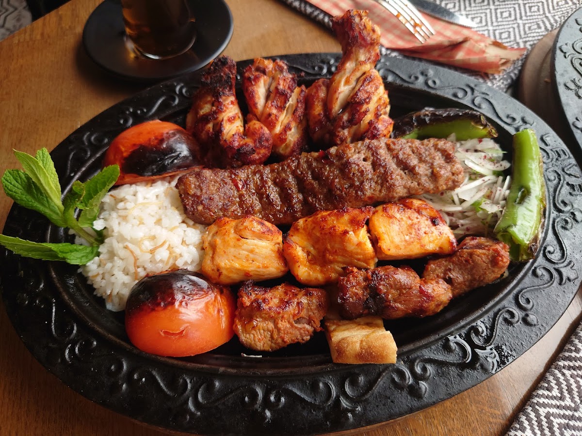 Mivan Restaurant & Cafe - Photo 8
