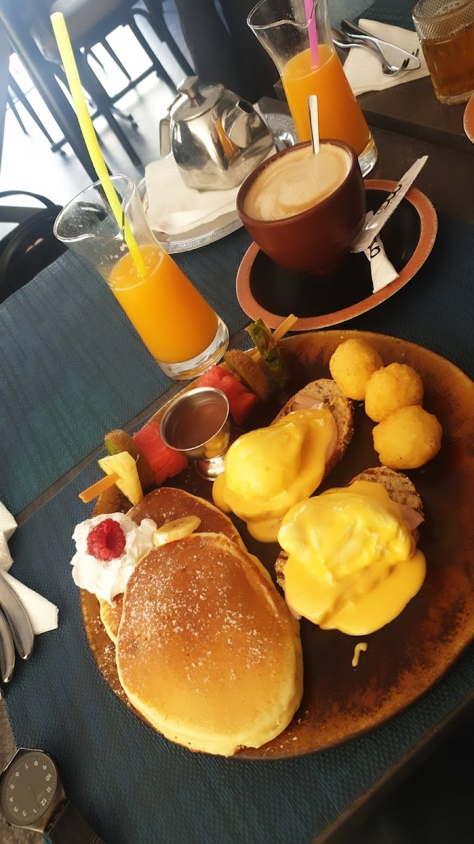 Le Duo Café Restaurant - Photo 8