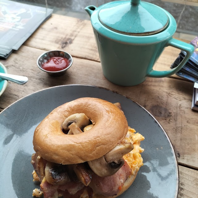 Breakfast Bagel