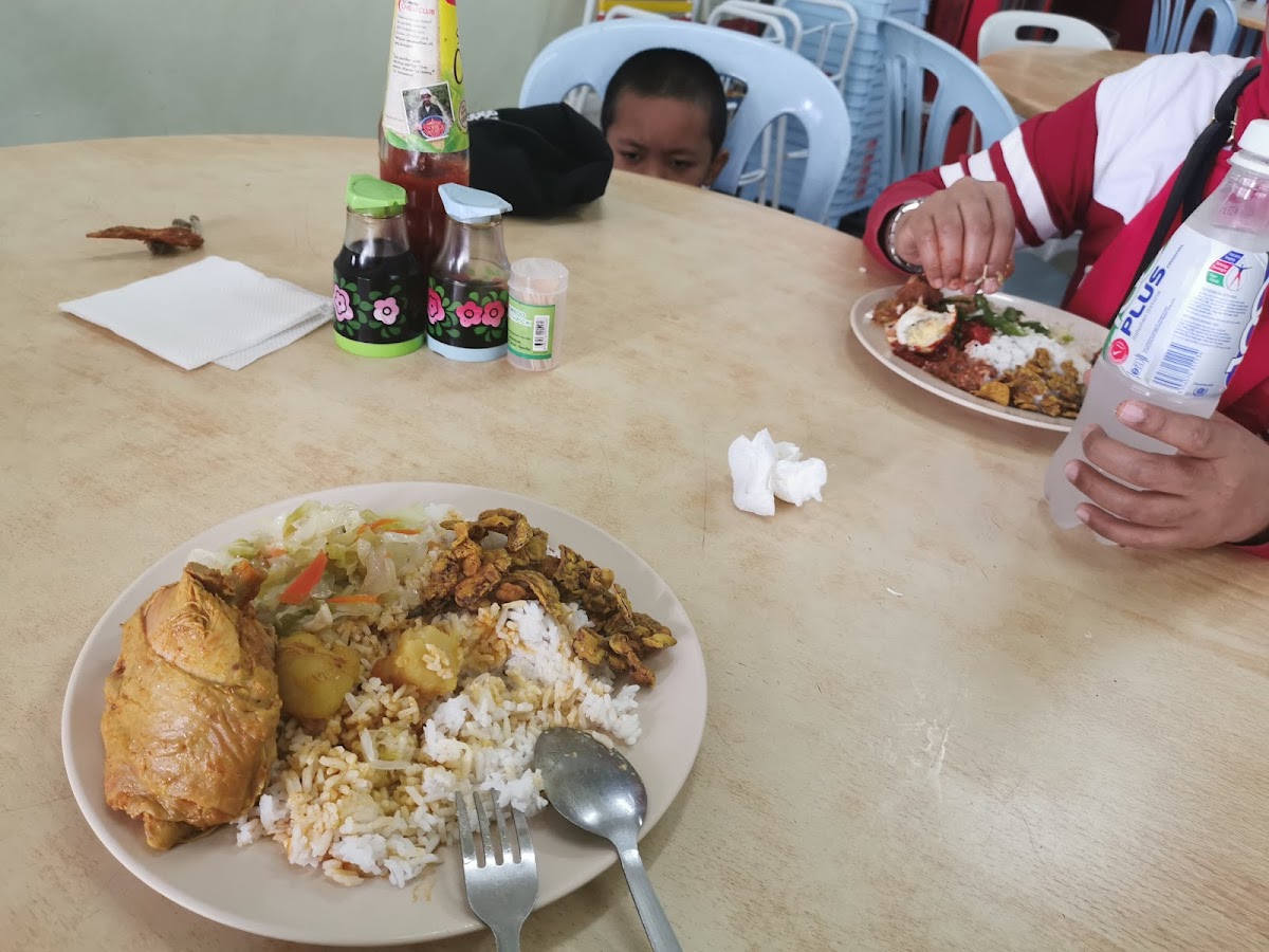 Nur Iman Restaurant - Photo 6