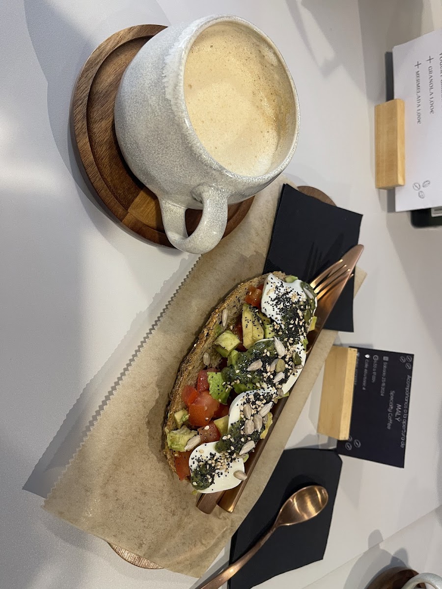 Maly Brunch & Specialty Coffee - Photo 4