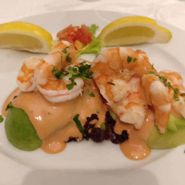 Avocado and Prawns
