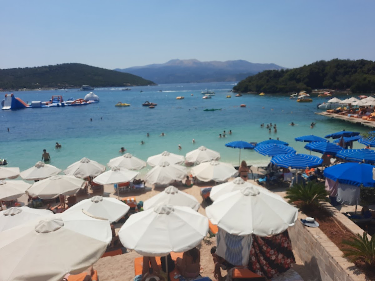 Legisi Beach Restaurant - Photo 2