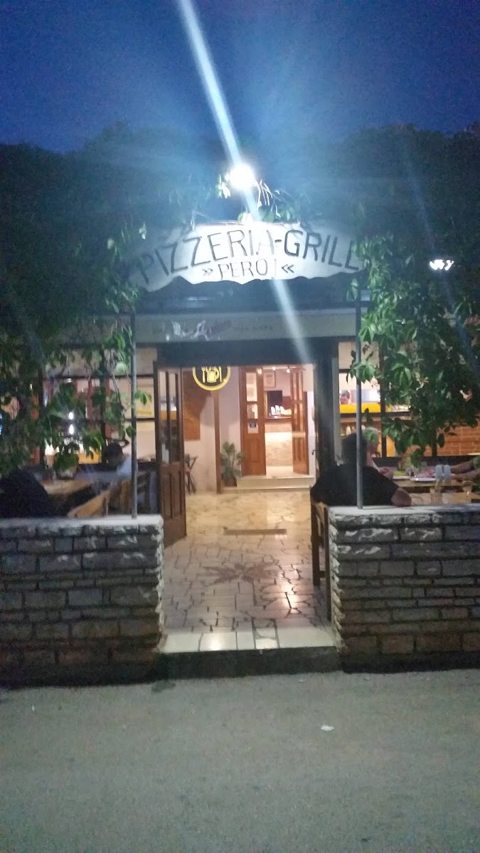Pizzeria 'Peroj'
