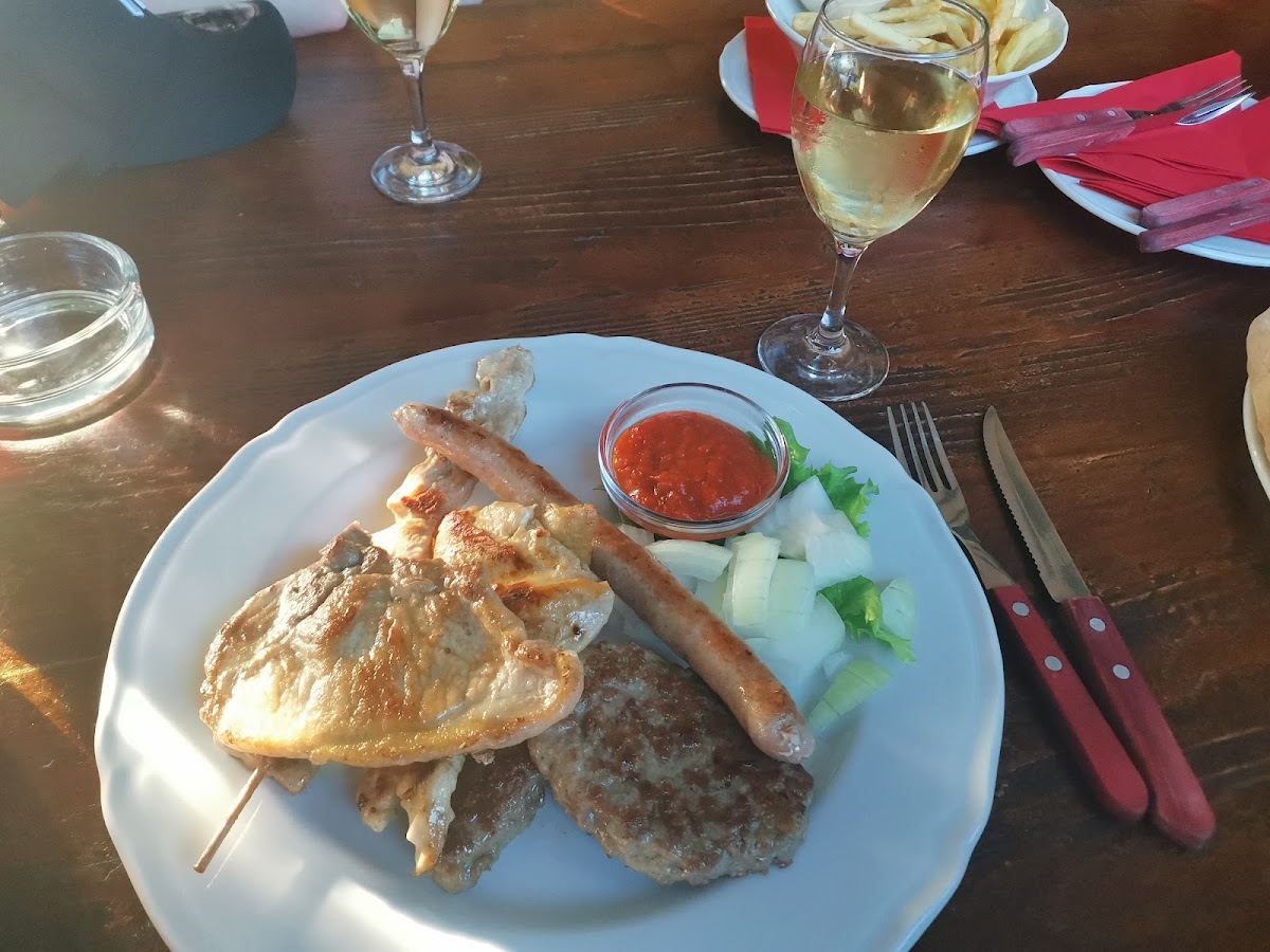 Pizzeria 'Peroj' - Photo 9
