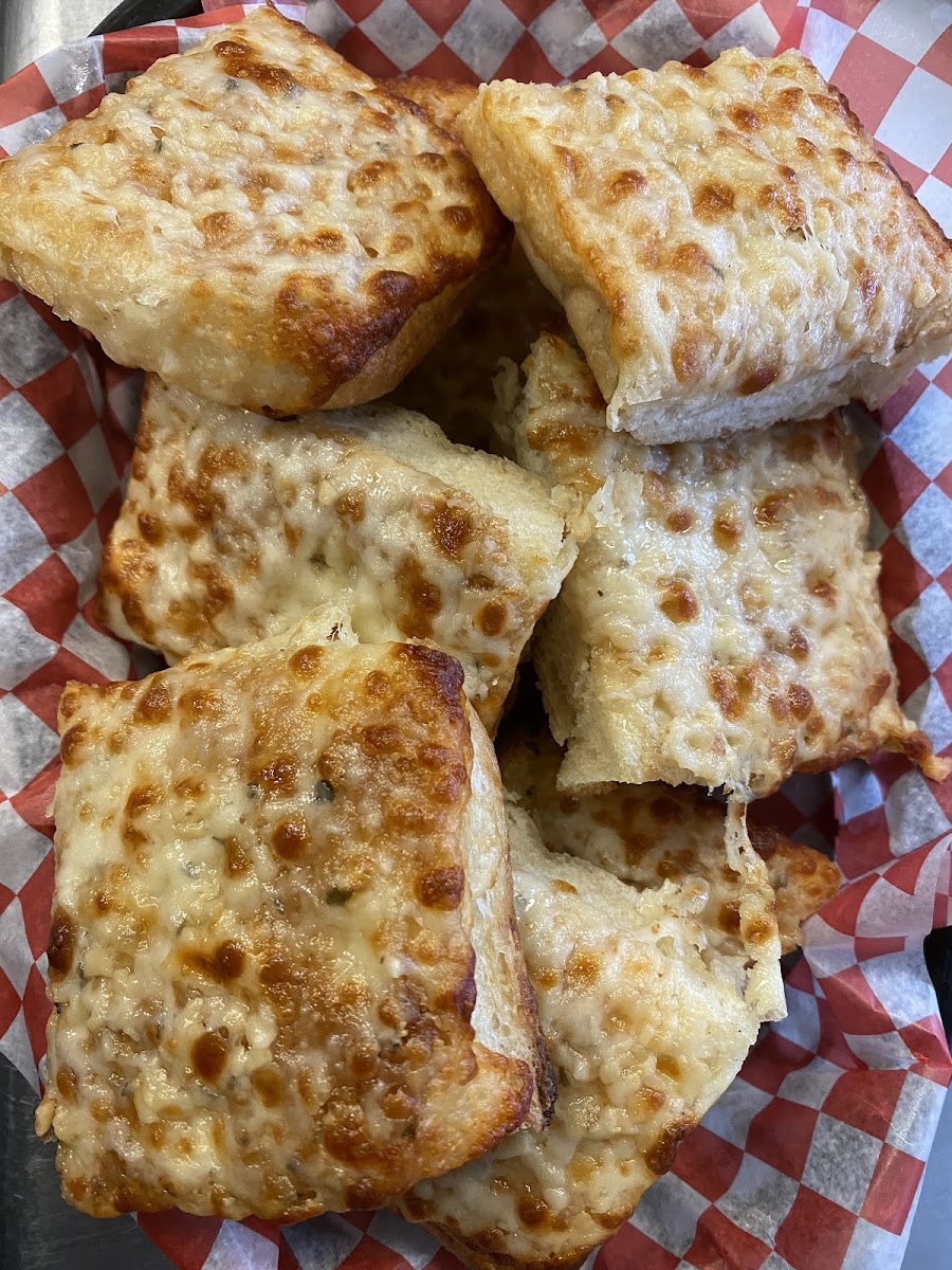 Super Mario's Pizza - Photo 9