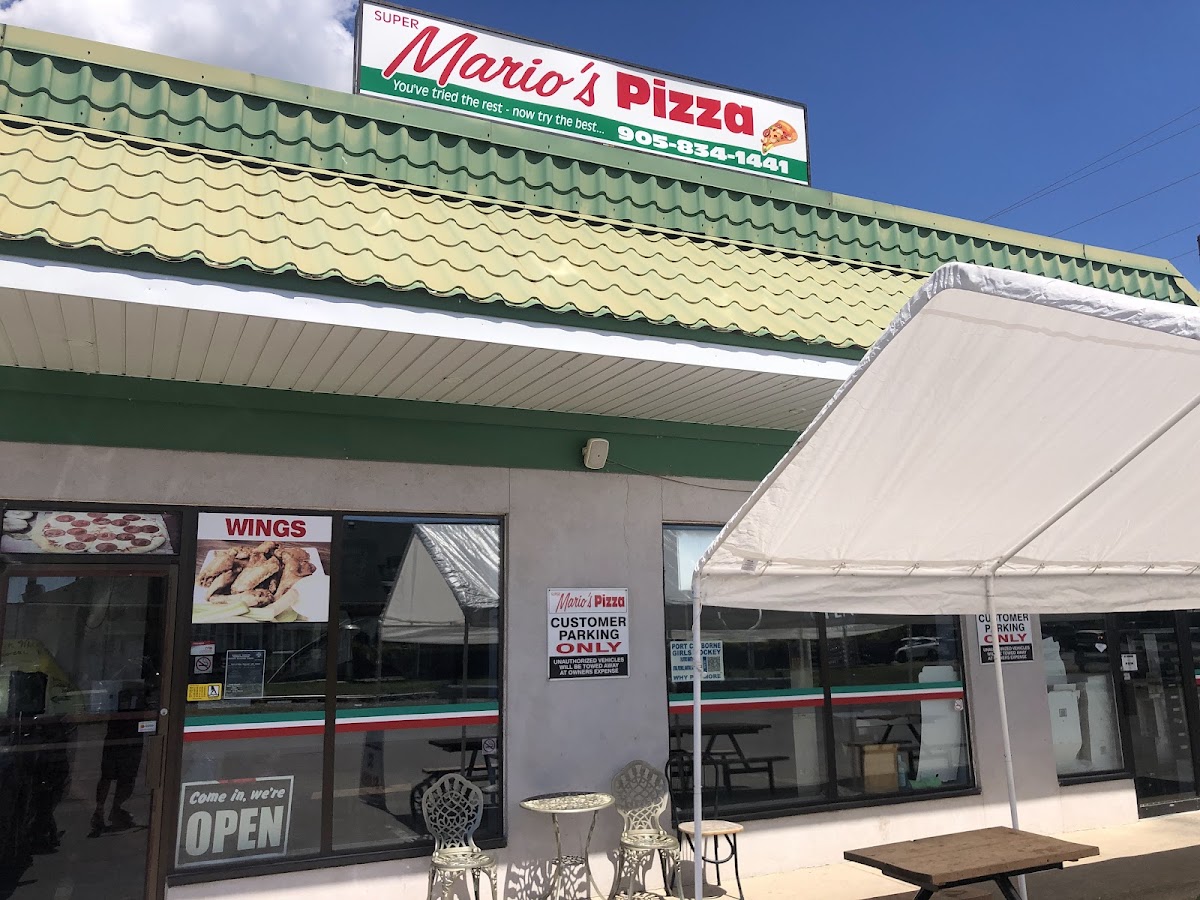 Super Mario's Pizza - Photo 6