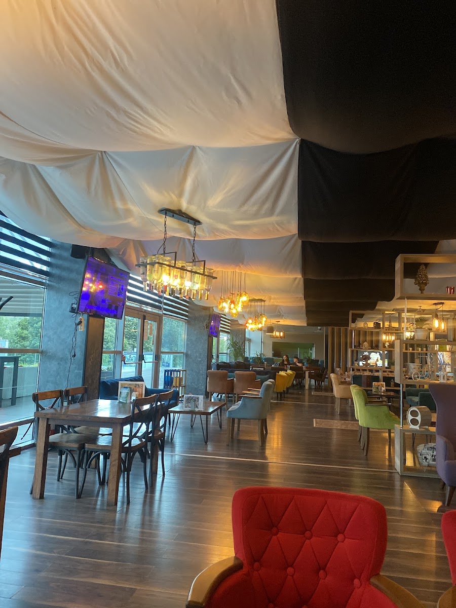COOLTURA cafe & pizzeria - Photo 2