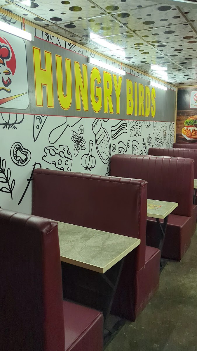 Hungry Birds Restaurant - Photo 1