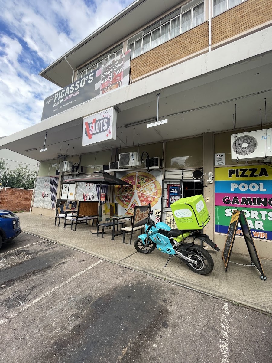 Picasso's Pub & Pizzeria