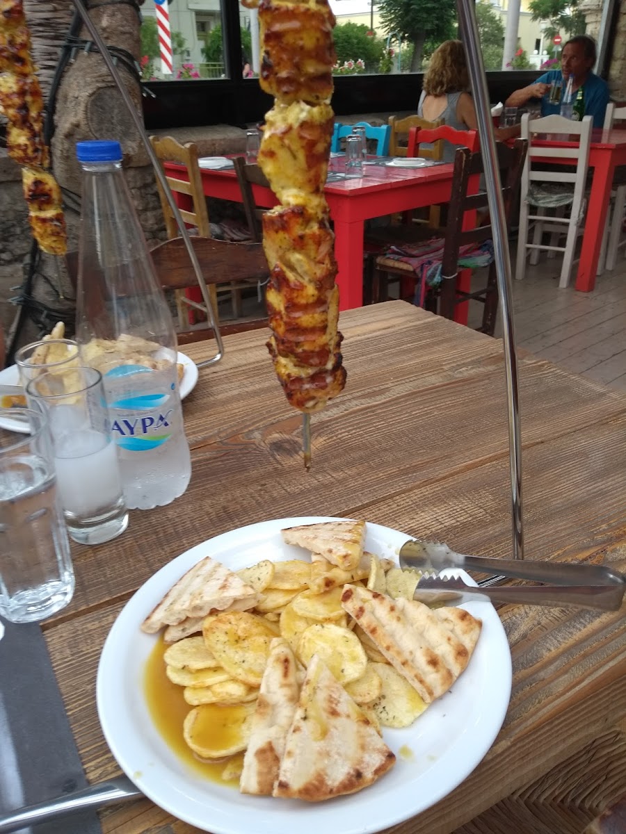 Other and Other - Rakadiko Tavern - Photo 9