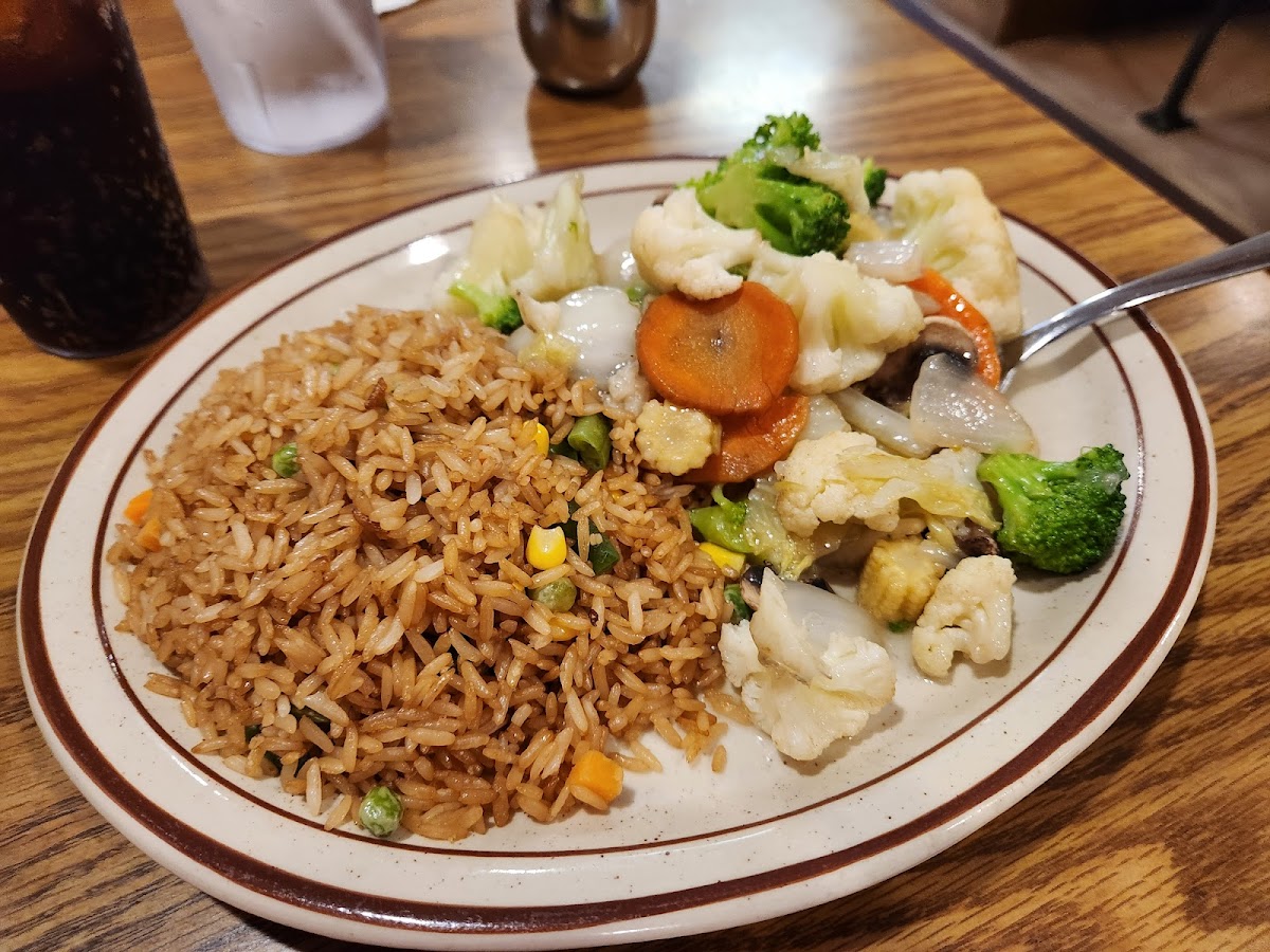 Ko's Chinese Restaurant - Photo 1