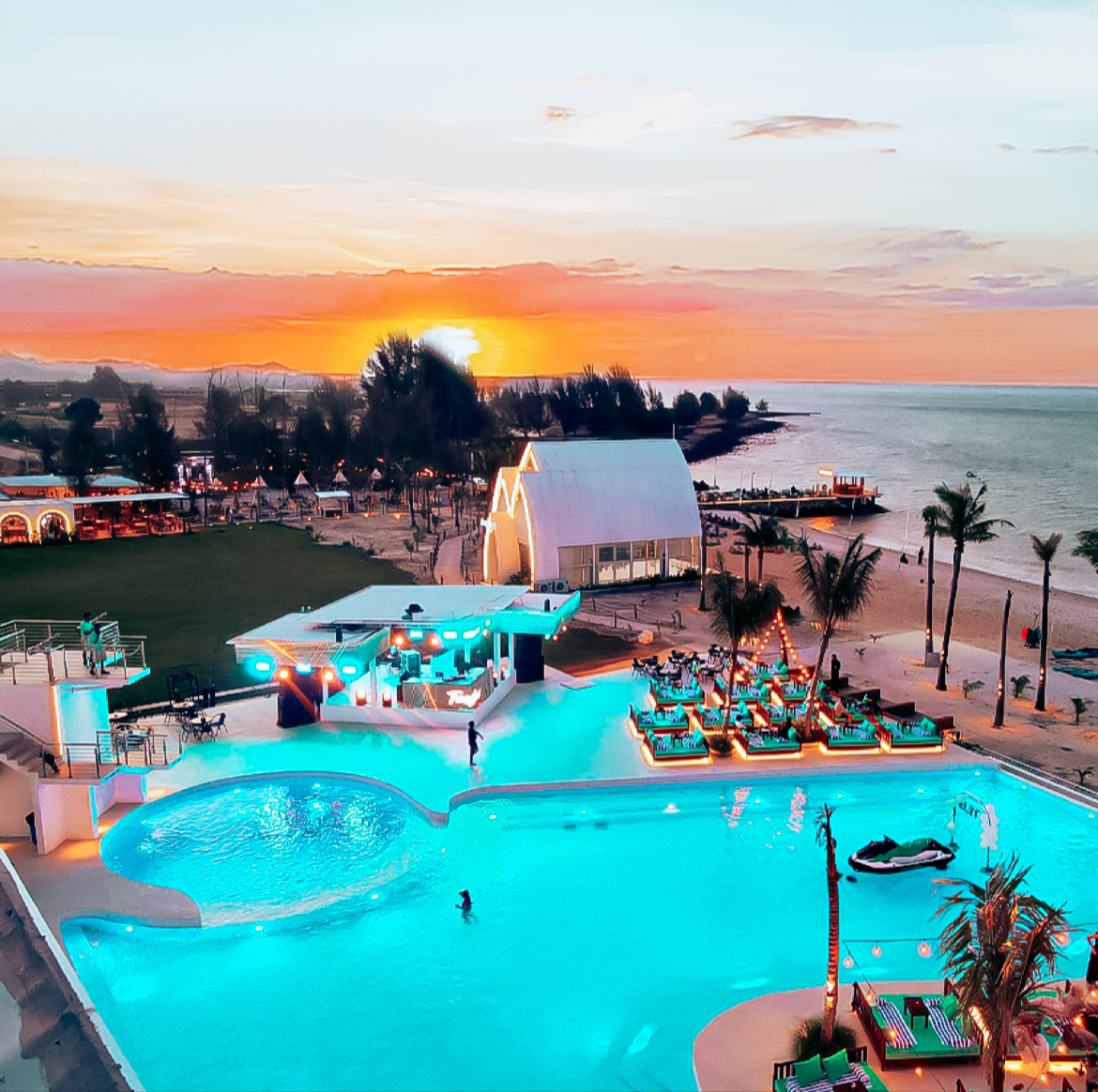INFINITY BEACH CLUB - Photo 3