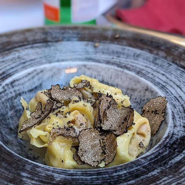Tortelli Di Zucca Con Tartufo Nero