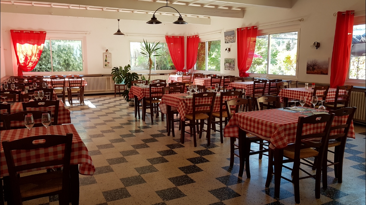 Bar. Restaurant du Mont Ventoux - Photo 5