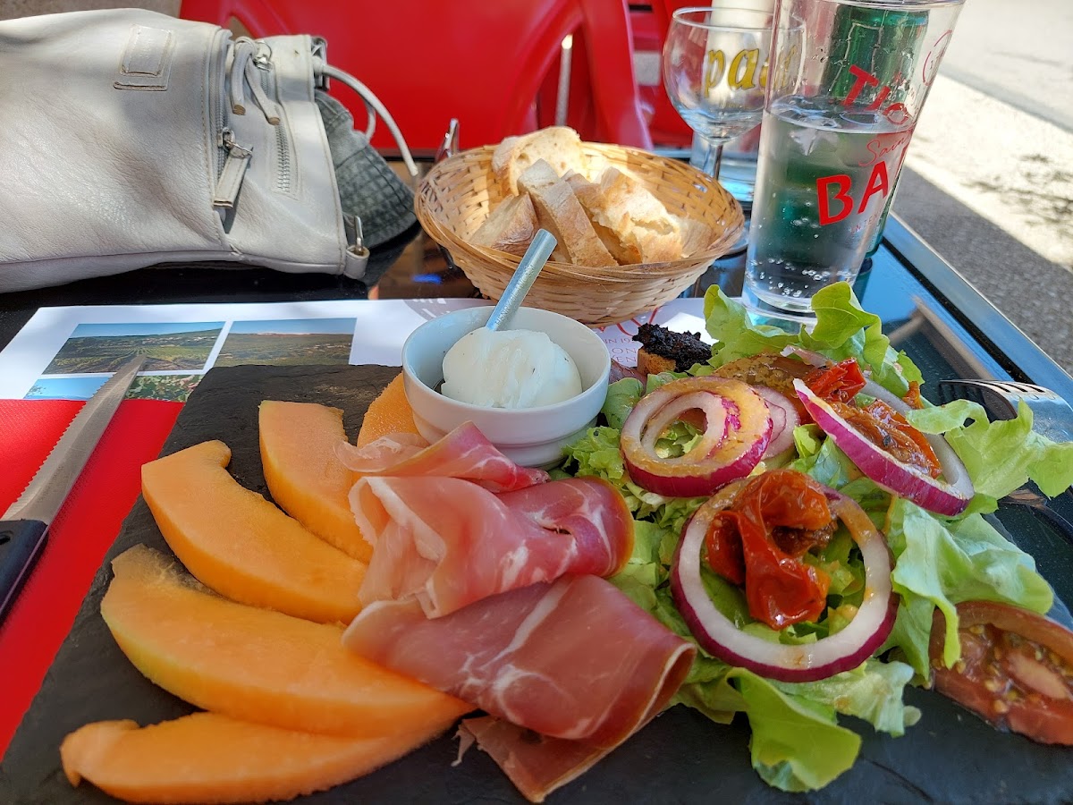 Bar. Restaurant du Mont Ventoux - Photo 8