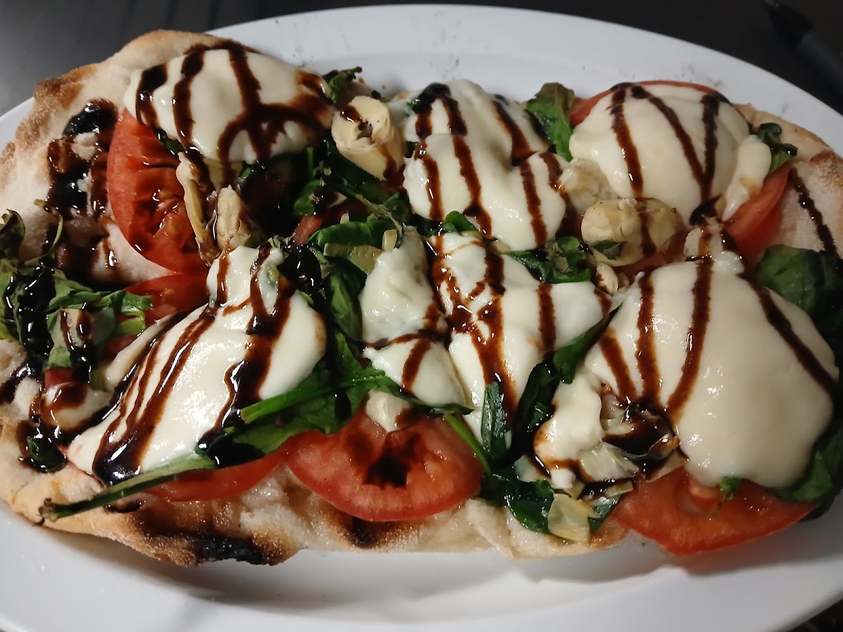 Lombardis Bar & Grill - Photo 5