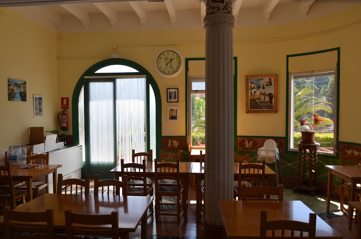 Restaurant Bar Rellinars - Photo 4