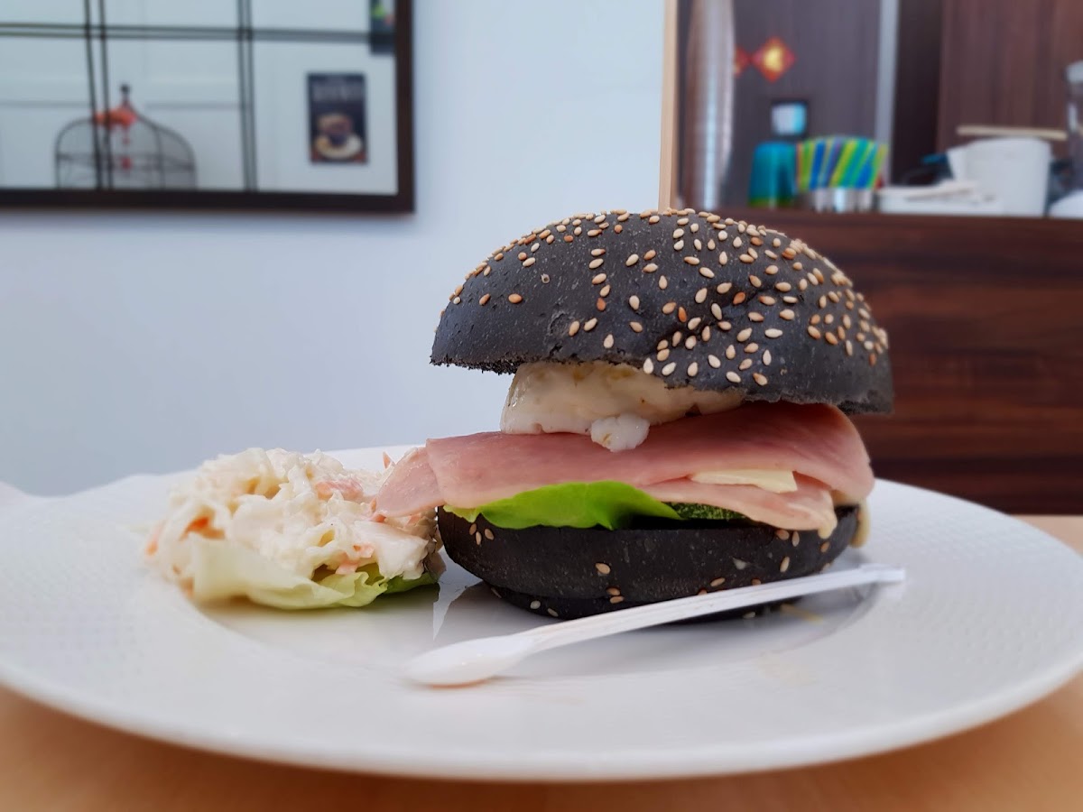 Tyrwhitt Little Cafe - Photo 5