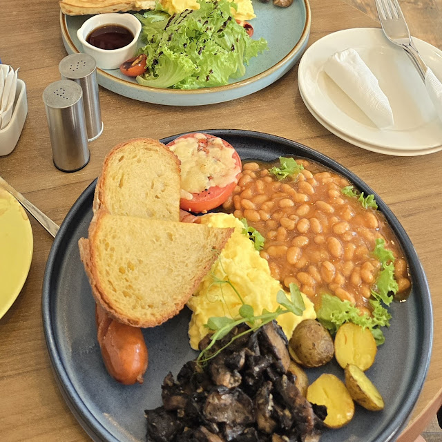 Big Brekkie