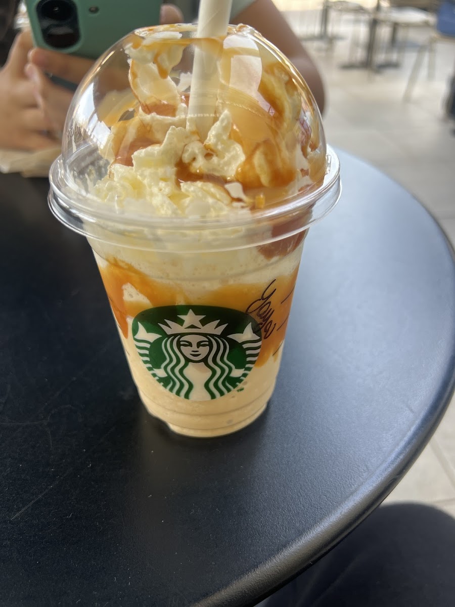 Starbucks - Roma Castel Romano - Photo 3