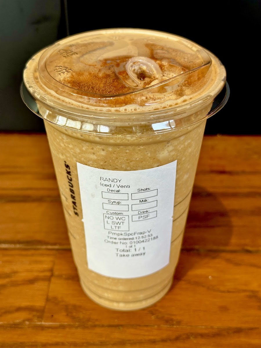 Starbucks Fusionopolis - Photo 8